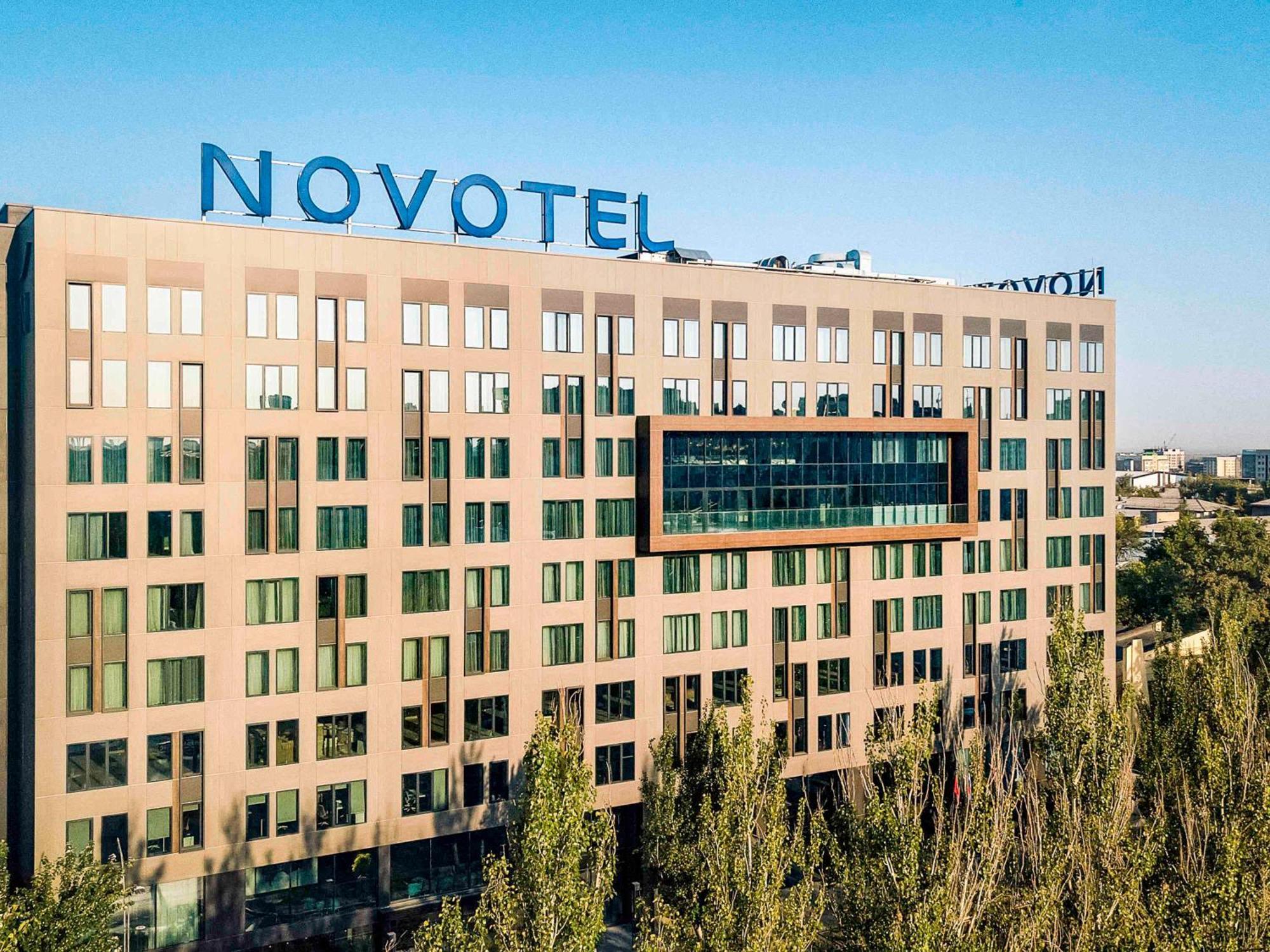 Novotel Bishkek City Center エクステリア 写真